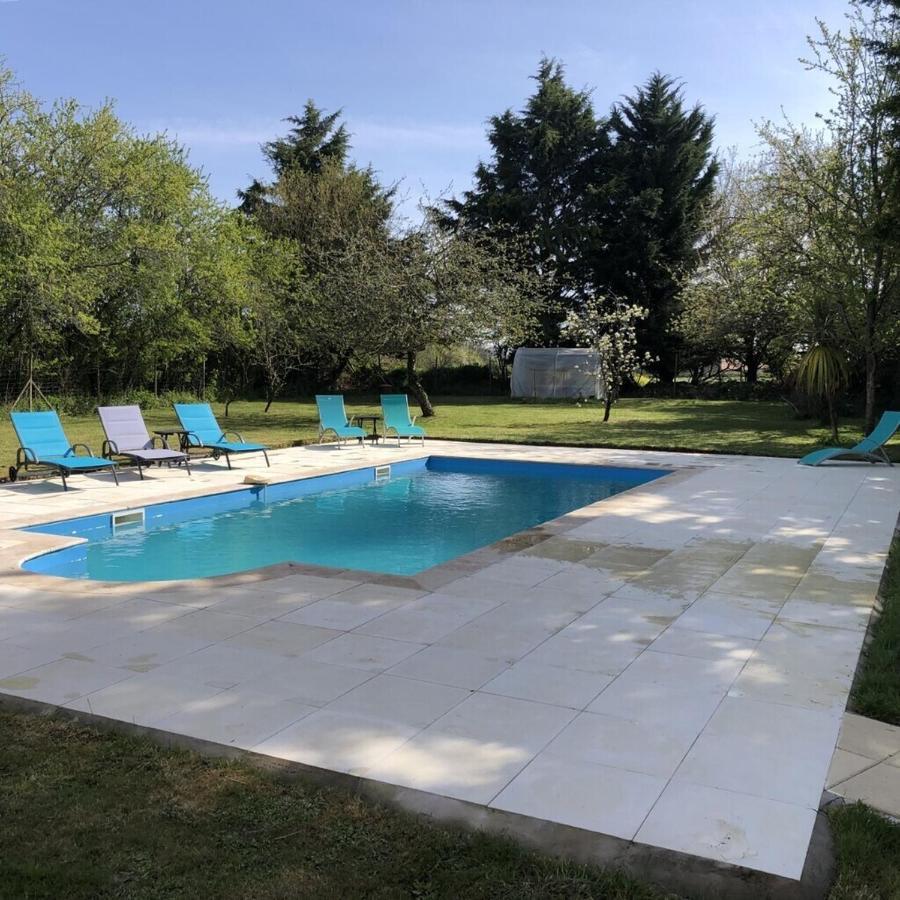 Blacksmiths Apartment In Blanzay - 1 Bed Luaran gambar